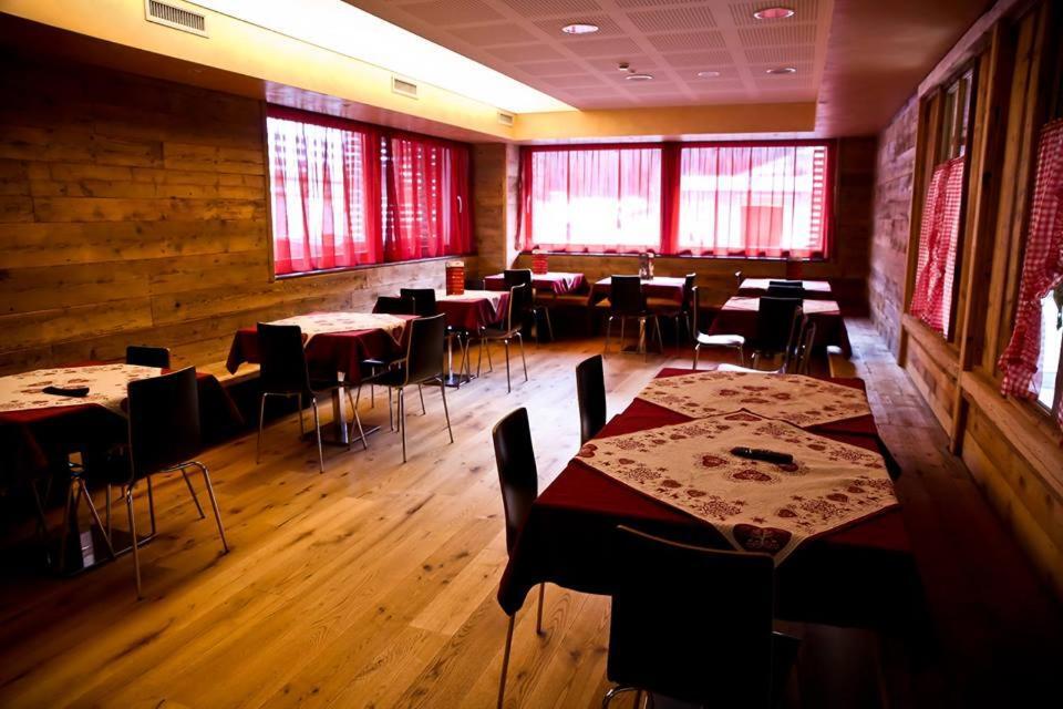 Hotel Kube Folgaria Eksteriør bilde